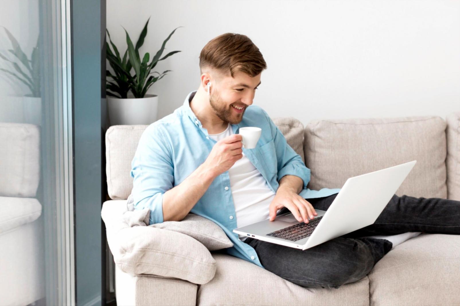 Moderne Forschungsumgebung mit Datenanalyse und Technologie